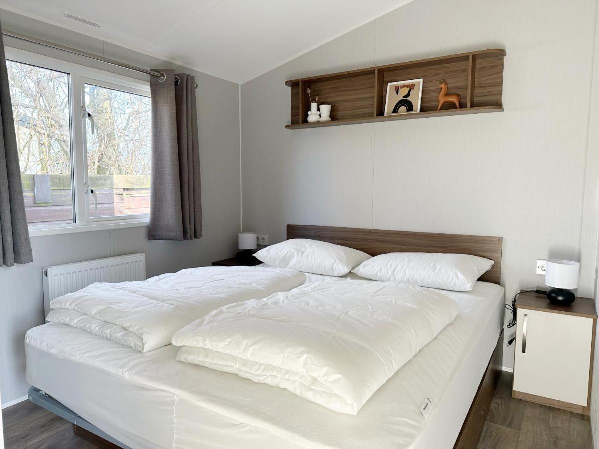 Chalet 550 Op Recreatiepark De Wielen Сінт-Мартен Екстер'єр фото